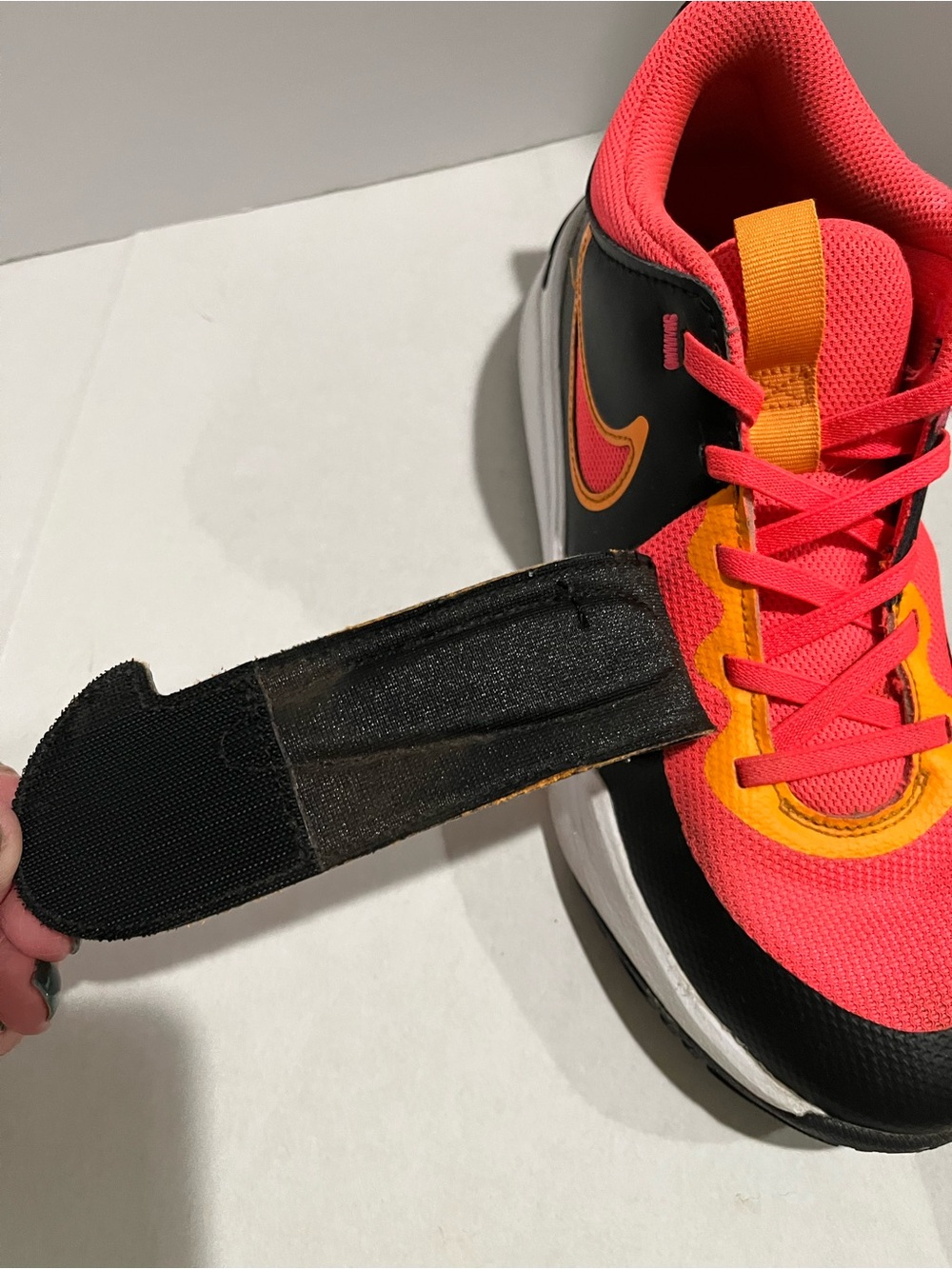 Nike Boys Stylish Team Hustle D 11 Sneakers in Pink/Orange/Black/White SIZE 7Y - Picture 9 of 12